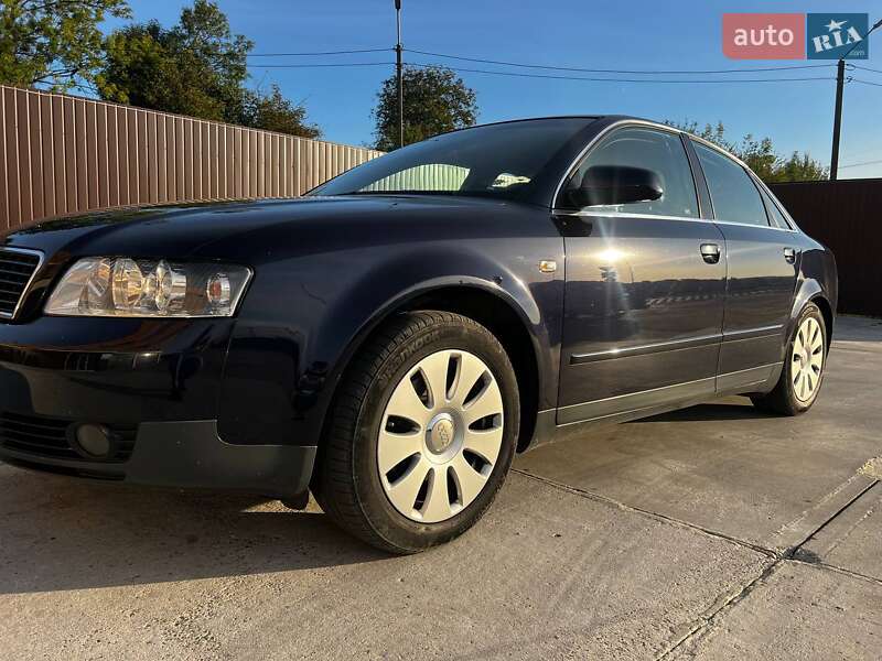 Седан Audi A4 2002 в Львове