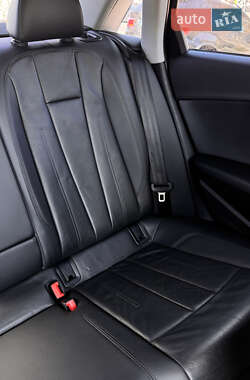 Седан Audi A4 2015 в 