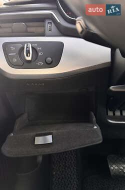 Седан Audi A4 2015 в 