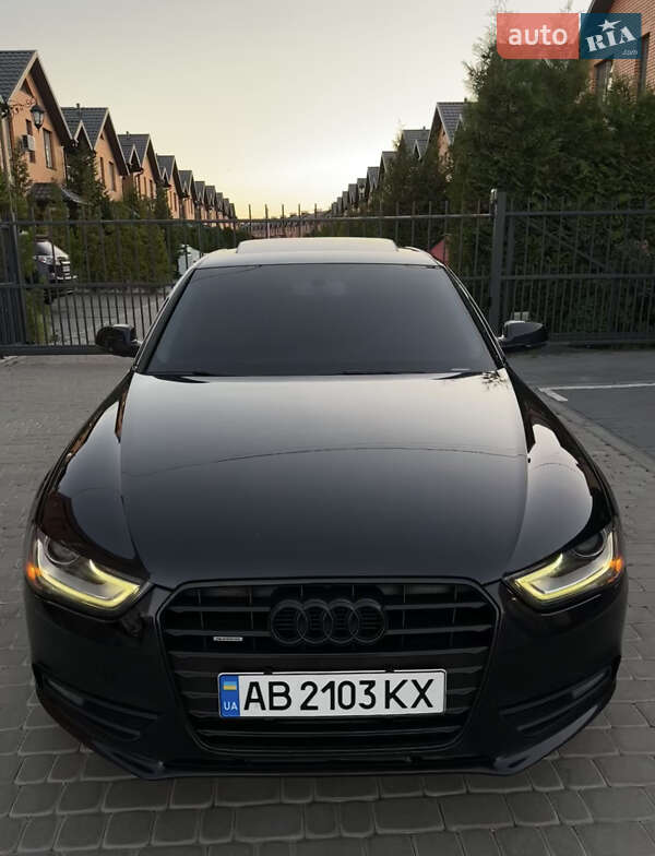 Седан Audi A4 2012 в Виннице