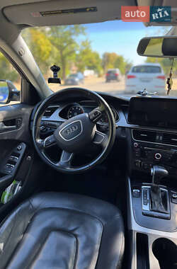 Седан Audi A4 2013 в 