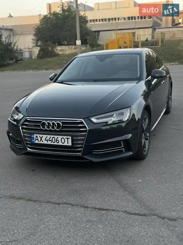 Audi A4 2016 VIN WAUENAF42HN007132 фото оголошення 2 з 77