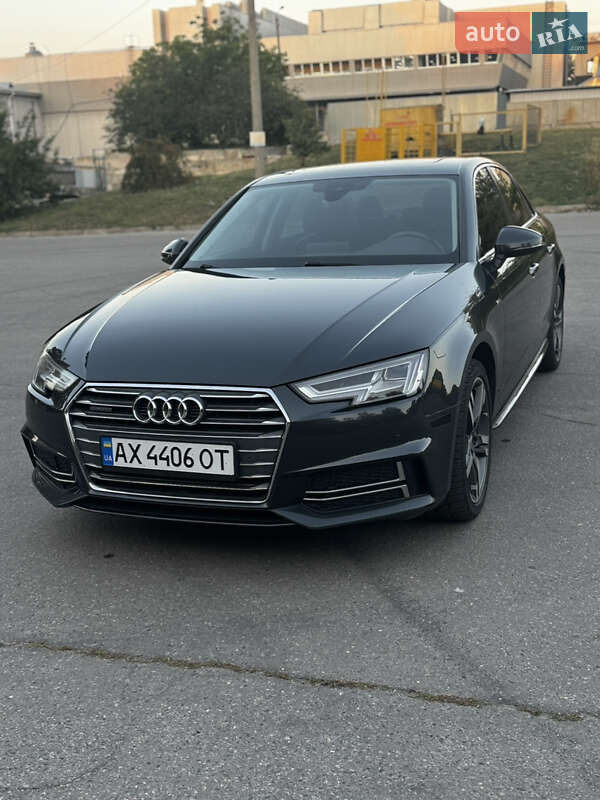 Седан Audi A4 2016 в Харкові