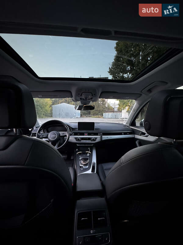 Седан Audi A4 2016 в Харкові
