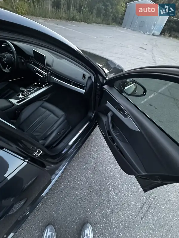 Audi A4 2016 VIN WAUENAF42HN007132 фото оголошення 21 з 77