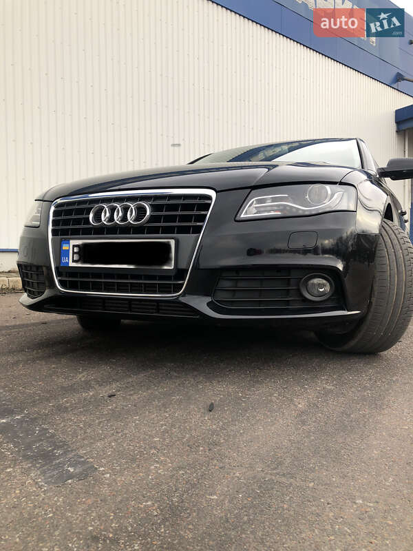 Универсал Audi A4 2010 в Николаеве