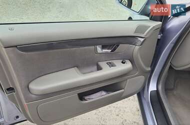 Седан Audi A4 2004 в 