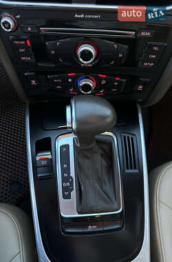 Седан Audi A4 2012 в 