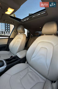 Седан Audi A4 2012 в 