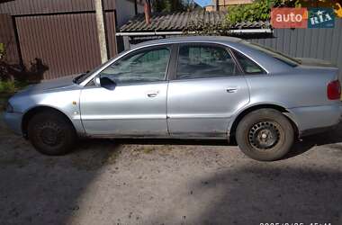Седан Audi A4 1997 в 