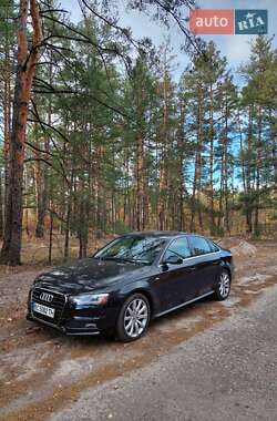 Седан Audi A4 2014 в 