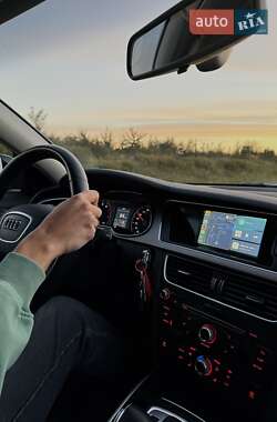 Седан Audi A4 2014 в 