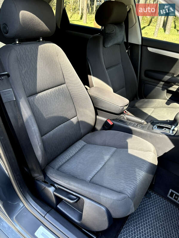 Седан Audi A4 2005 в Житомире