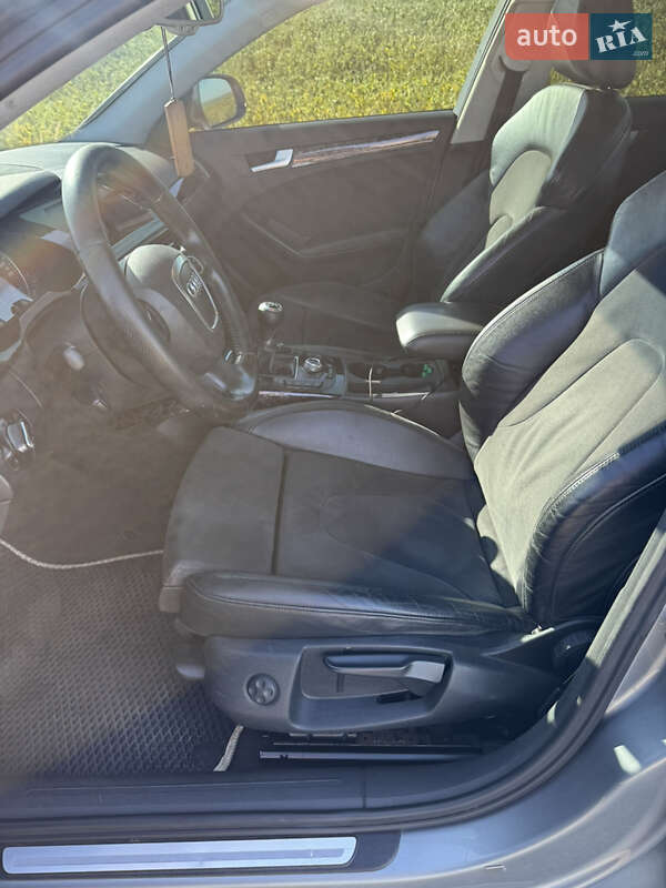 Універсал Audi A4 2010 в Чернівцях