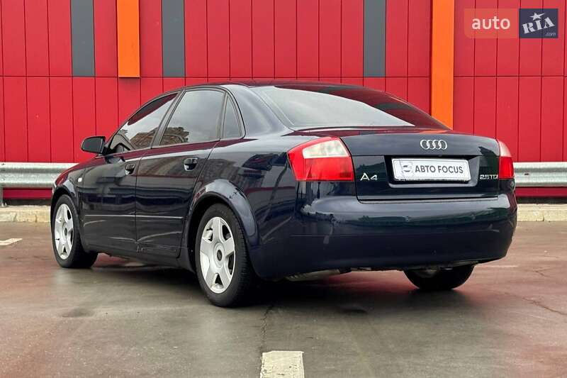 Седан Audi A4 2004 в Киеве