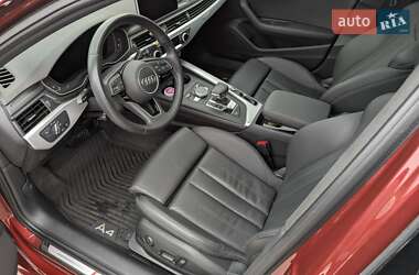 Седан Audi A4 2019 в 