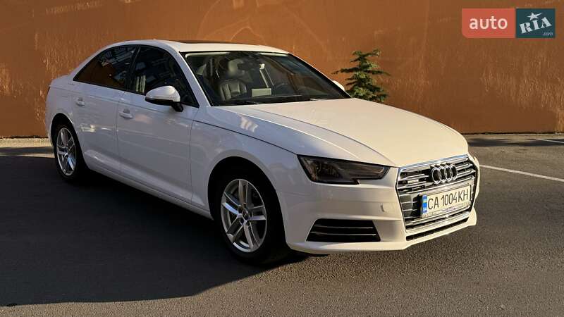Седан Audi A4 2016 в Одессе
