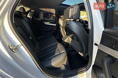 Седан Audi A4 2016 в 