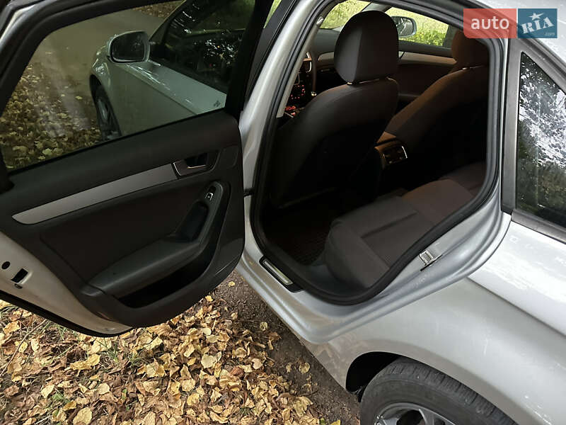 Седан Audi A4 2012 в Козове фото 10 Седан Audi A4 2012 в Козове