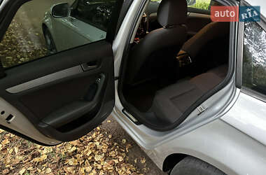 Седан Audi A4 2012 в 