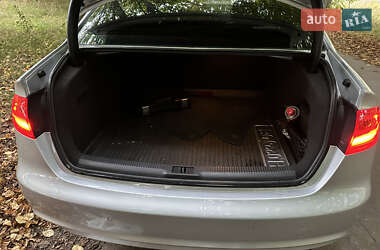 Седан Audi A4 2012 в 