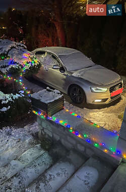 Седан Audi A4 2012 в 
