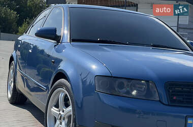 Седан Audi A4 2003 в Заліщиках