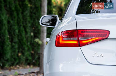Седан Audi A4 2014 в 