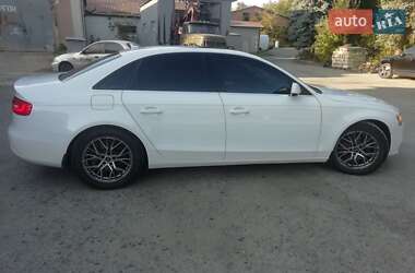 Седан Audi A4 2012 в 
