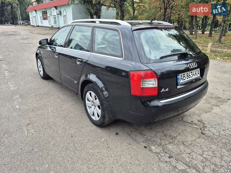 Универсал Audi A4 2002 в Петропавловке