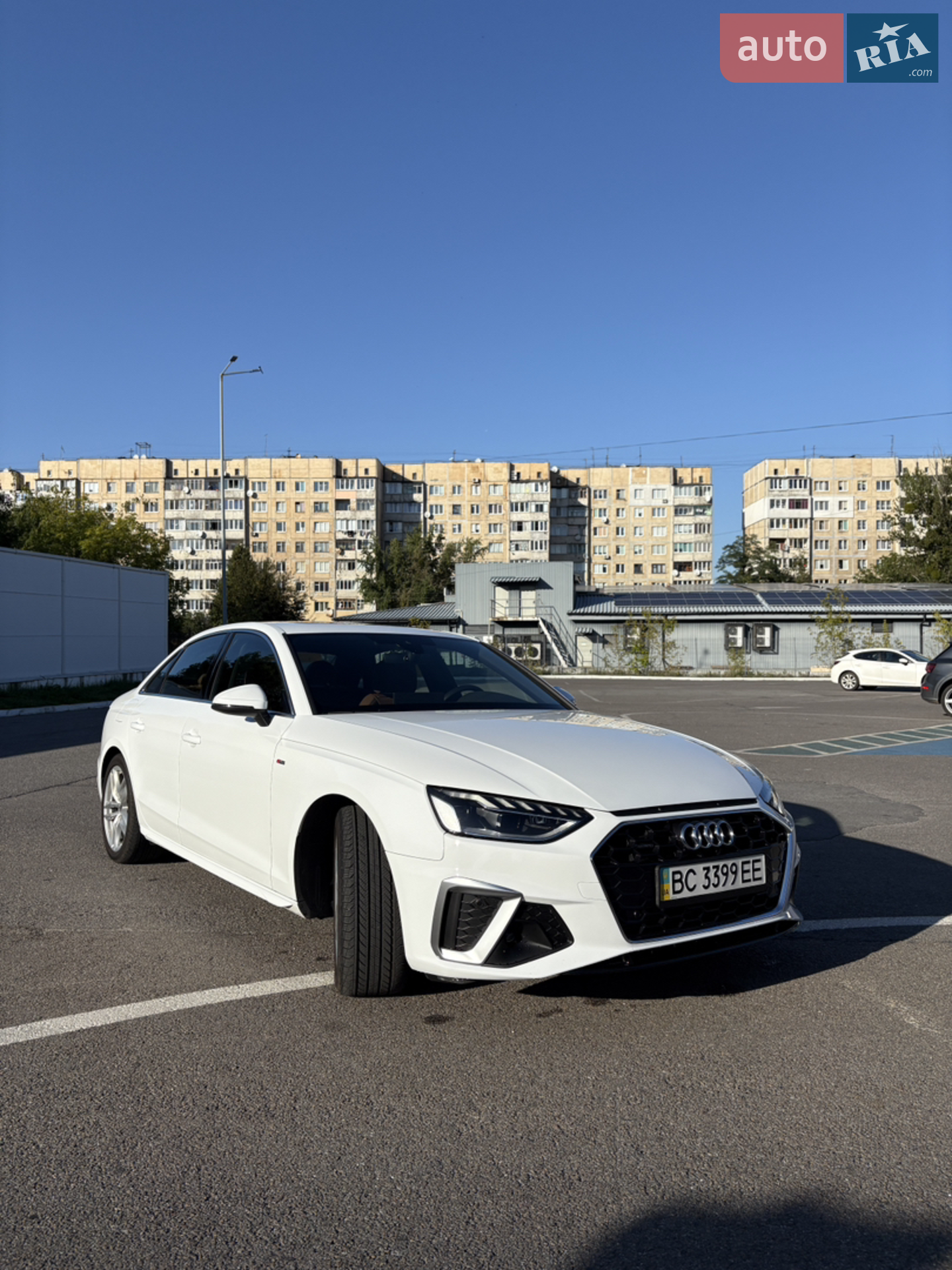 Audi A4 2024 VIN WAUDAAF41RN010547 фото оголошення 7 з 16