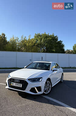 Седан Audi A4 2024 в Львове