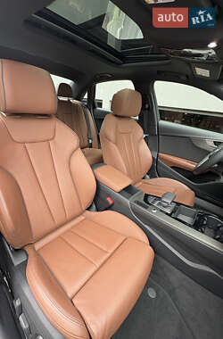 Седан Audi A4 2024 в Львове