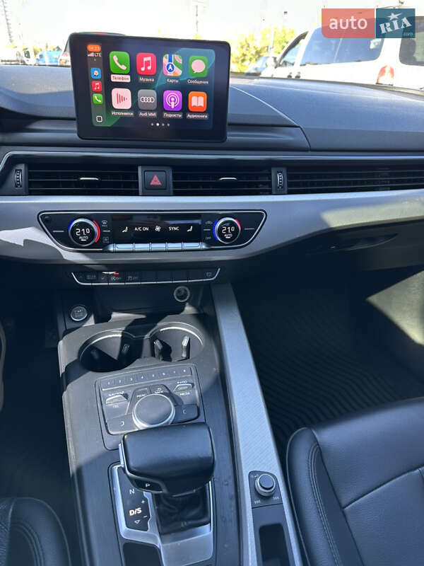 Седан Audi A4 2016 в Киеве