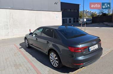 Седан Audi A4 2017 в 