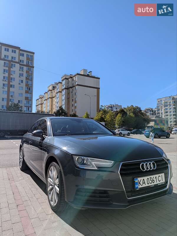 Седан Audi A4 2017 в Києві