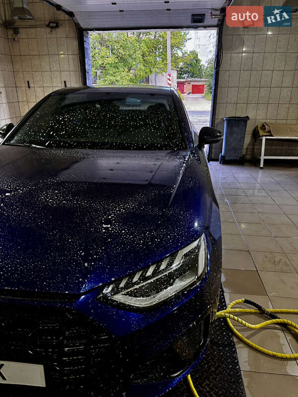 Седан Audi A4 2021 в Черкассах