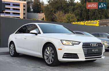 Седан Audi A4 2016 в 