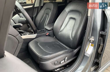 Седан Audi A4 2015 в 