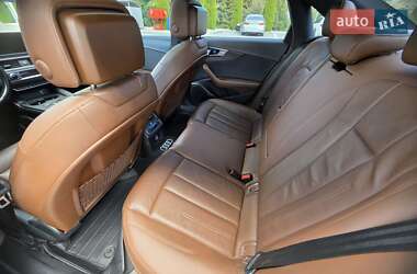 Седан Audi A4 2016 в 