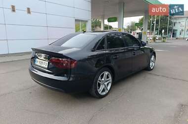 Седан Audi A4 2009 в 