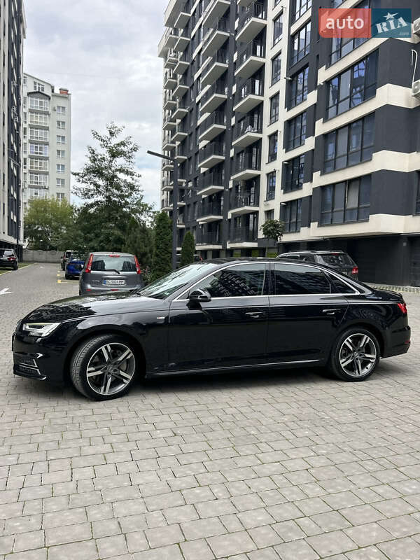 Седан Audi A4 2016 в Ивано-Франковске