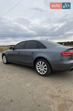 Седан Audi A4 2014 в 