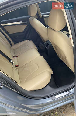 Седан Audi A4 2014 в 