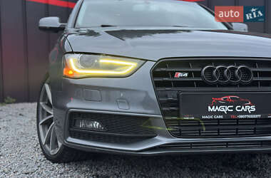 Седан Audi A4 2015 в 