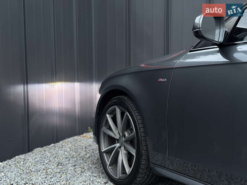 Седан Audi A4 2015 в Луцке