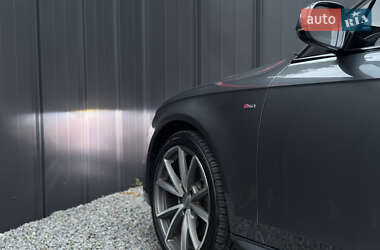 Седан Audi A4 2015 в 