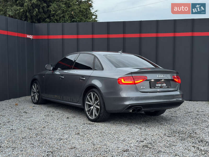 Седан Audi A4 2015 в Луцке