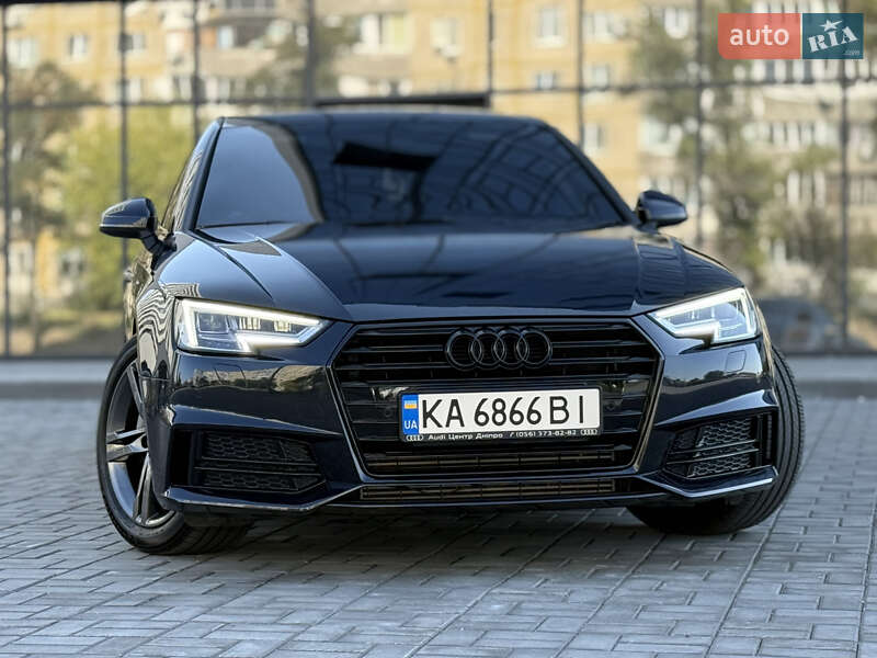 Седан Audi A4 2016 в Днепре