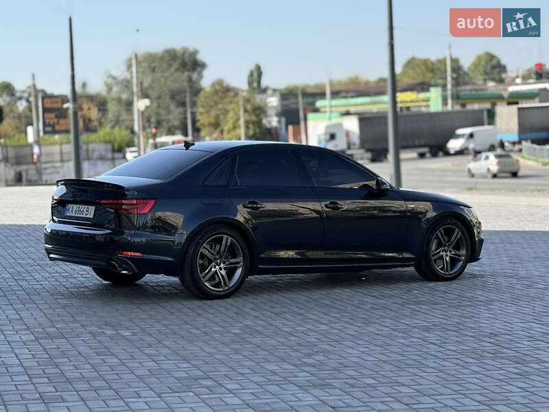 Седан Audi A4 2016 в Днепре